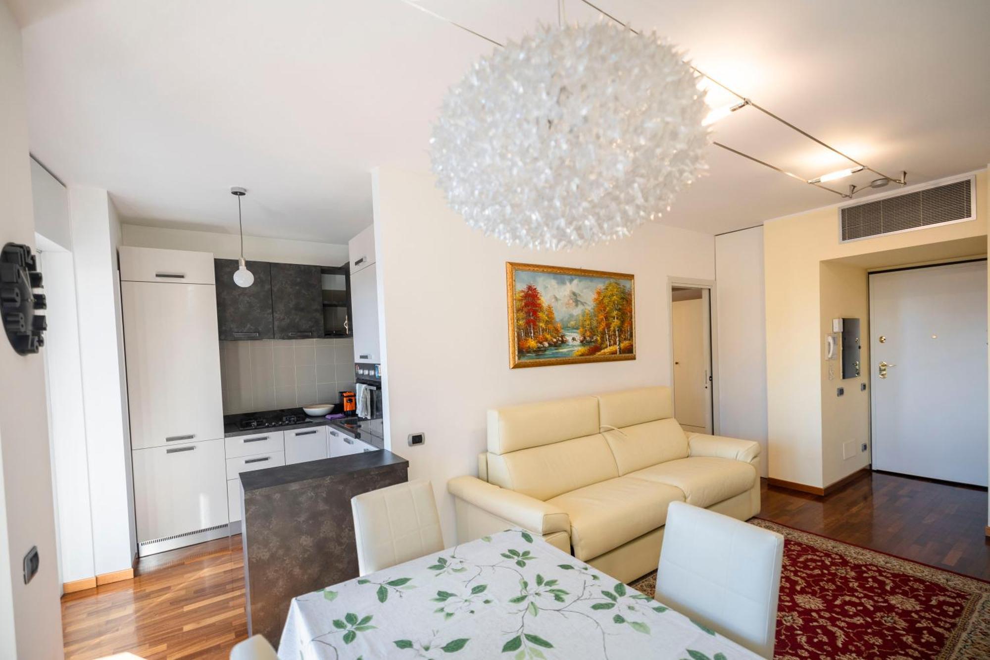 Splendido Bilocale A Due Passi Da Bicocca - M5 * Milan